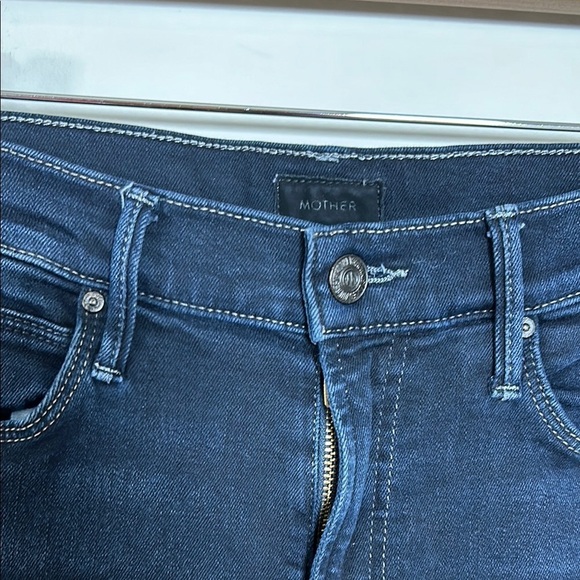 MOTHER Jean Stunner Zip Two Step Fray Last Call Dark Wash Sz 27 - Picture 8 of 16